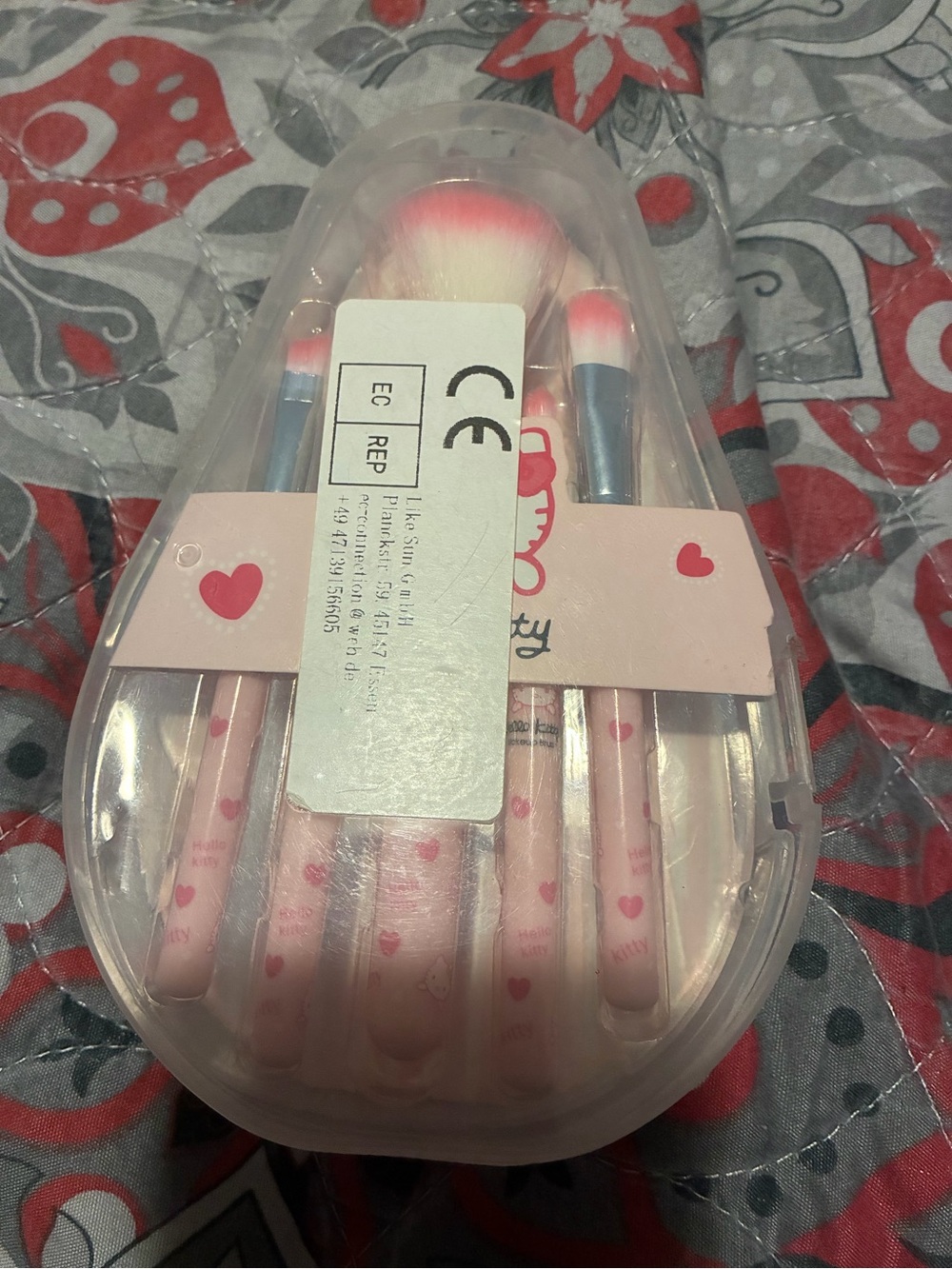 Hello Kitty Pink and White Heart Makeup Brush Set with Clear Case